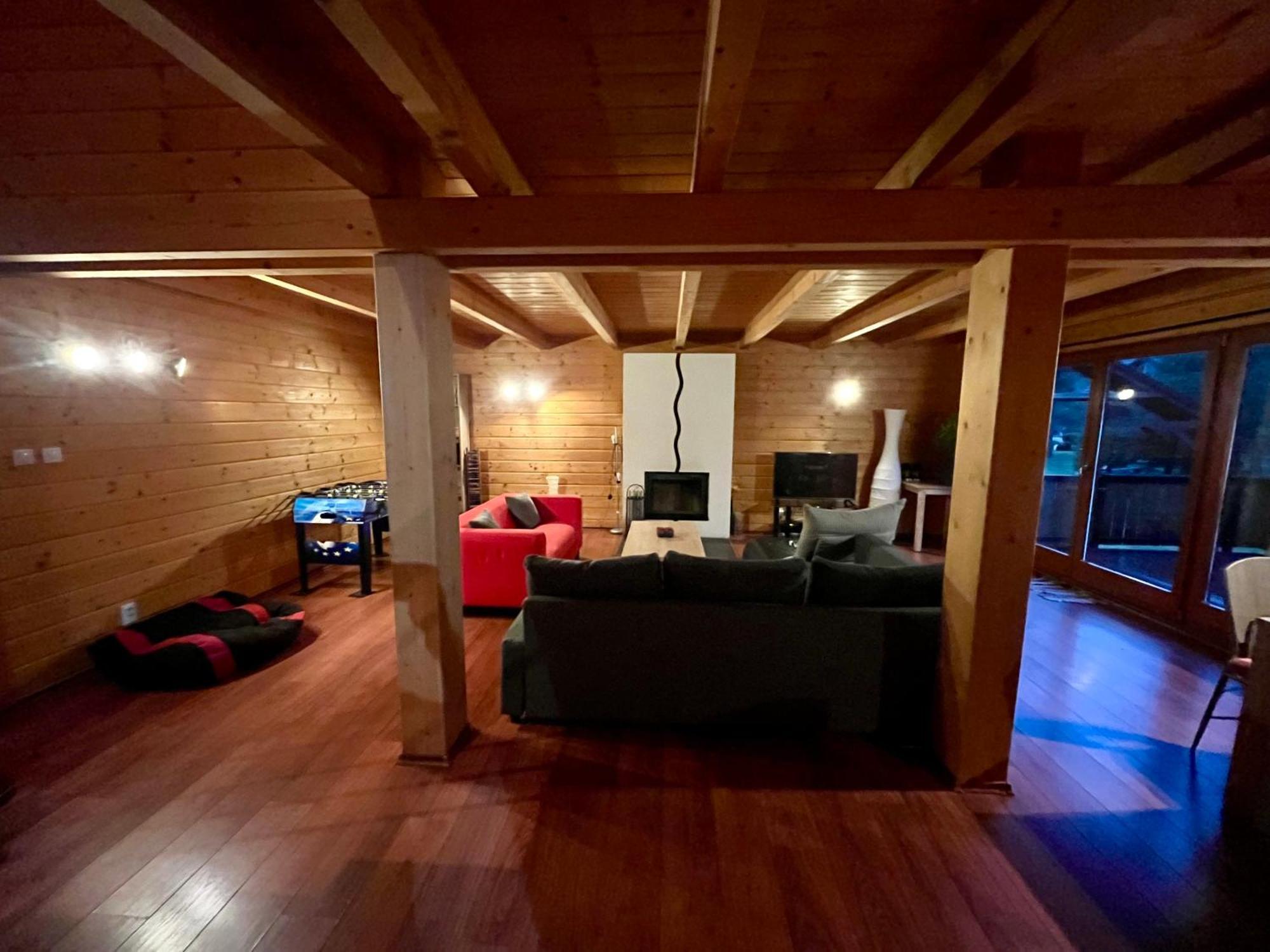 Zrub Alpinus Guest House Pribylina Luaran gambar